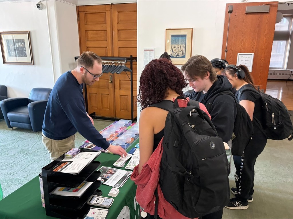 Dr. Gabe Becker and Roosevelt University Students 